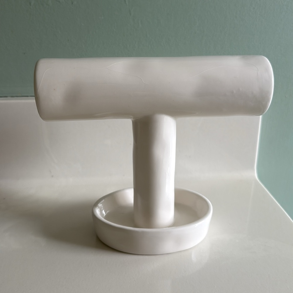 Ceramic jewelry holder - Picture 2 of 8